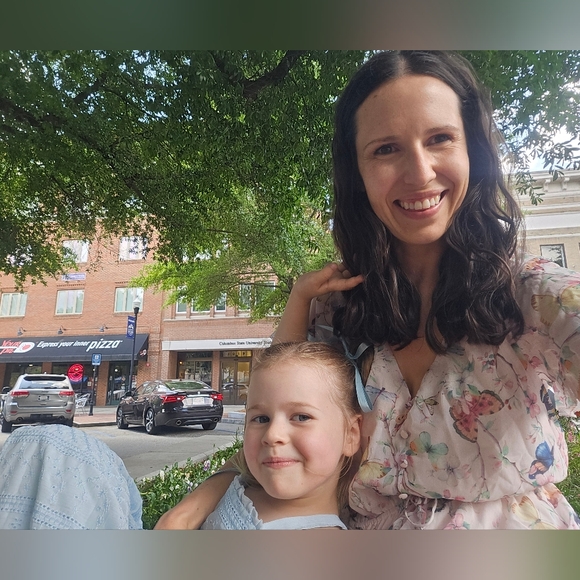 Meet your Posher, Hailey - Picture 1 of 1